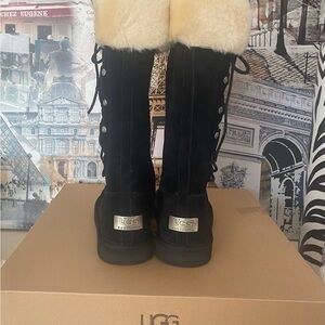 ‼️SOLD‼️UGG Upside Black/Cream Boots Women's 7 Leather/Sheepskin Corset StyleNIB